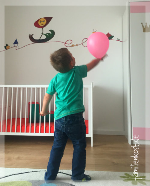 Luftballon jonglieren Kinderzirkus