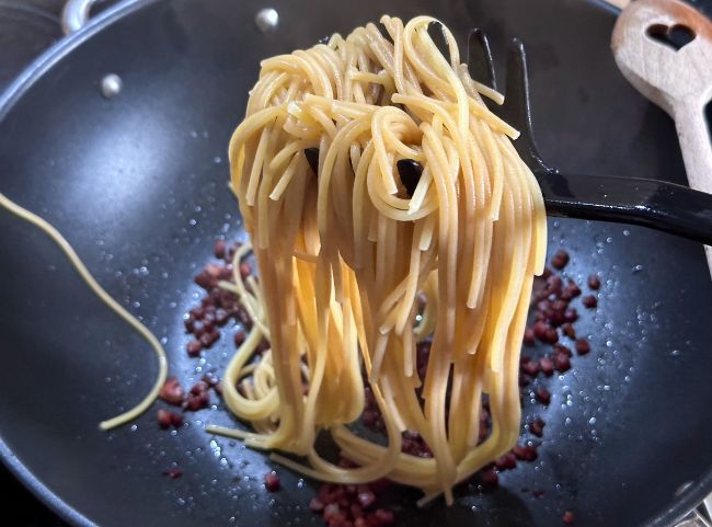 Spaghetti alla Carbonara kochen