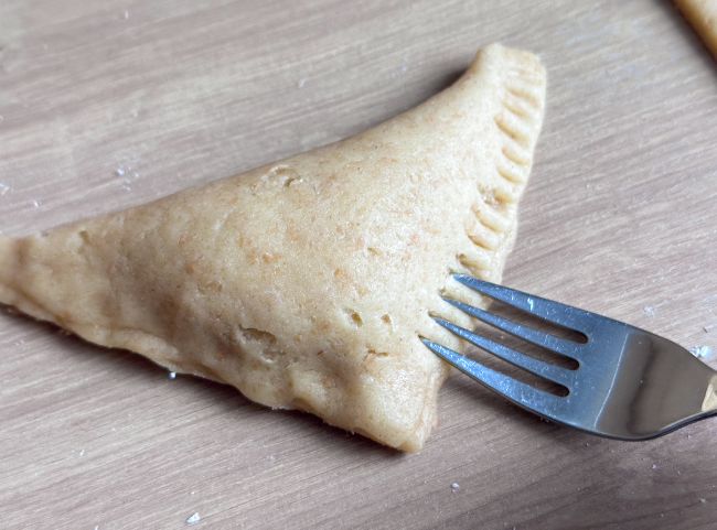 Vegane Apfeltaschen mit Hefe-Mürbeteig