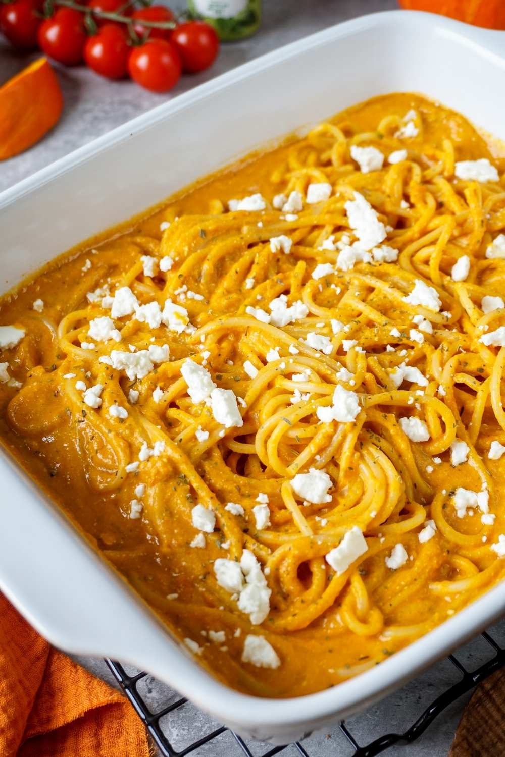 Baked Kürbis Feta Pasta: Das cremige Ofenrezept für den Herbst! Baked Kürbis Feta Pasta: Das cremige Ofenrezept für den Herbst!