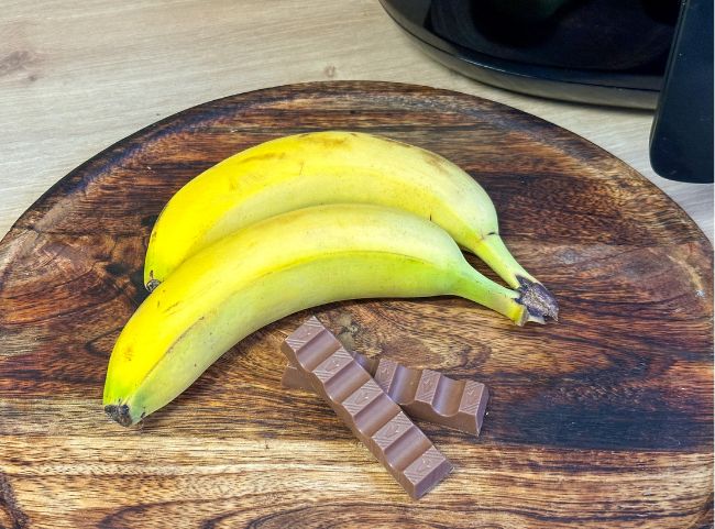 Banane Schokolade Heißluftfritteuse backen Banane Schokolade Heißluftfritteuse backen