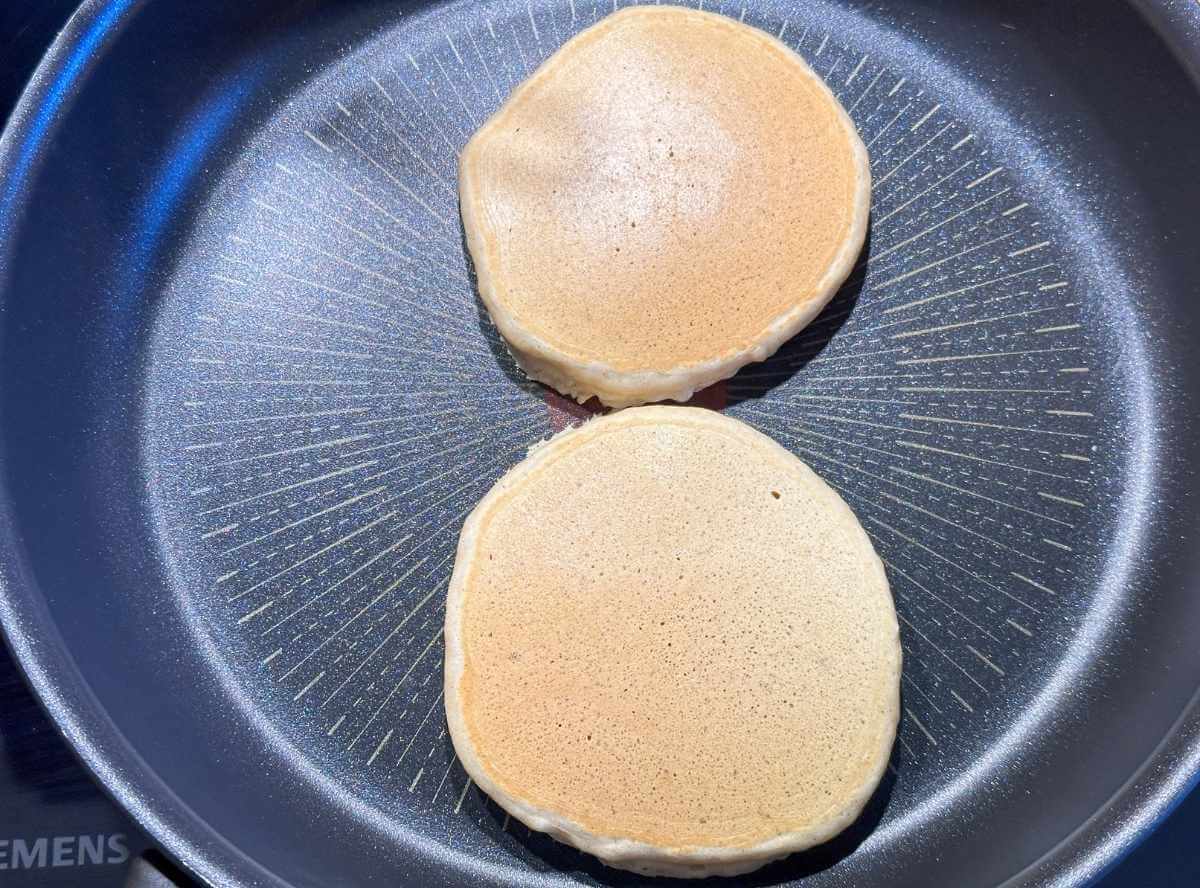 Bananen-Pancakes Pfanne backen