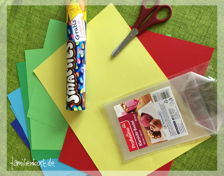 Bastelmaterial für Smarties-Tütchen Bastelmaterial für Smarties-Tütchen