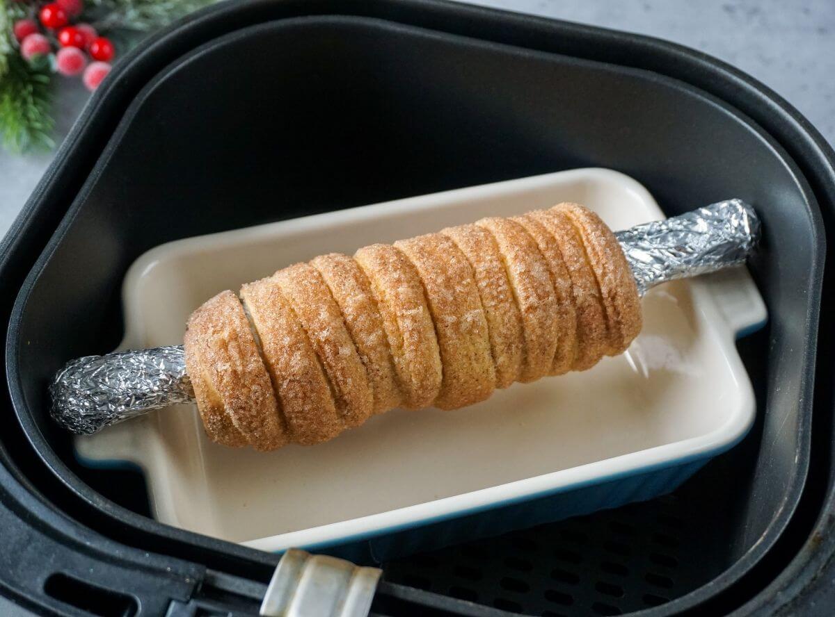 Baumstriezel aus der Heißluftfritteuse: So einfach gelingt der Weihnachtsmarkt-Klassiker im Airfryer