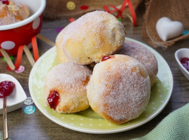 Berliner Krapfen aus der Heißluftfritteuse