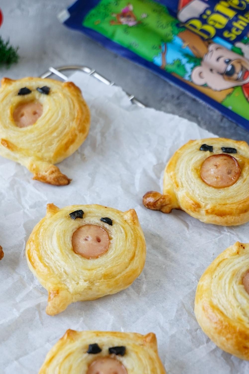 Herzhafte Blätterteig Glücksschweinchen