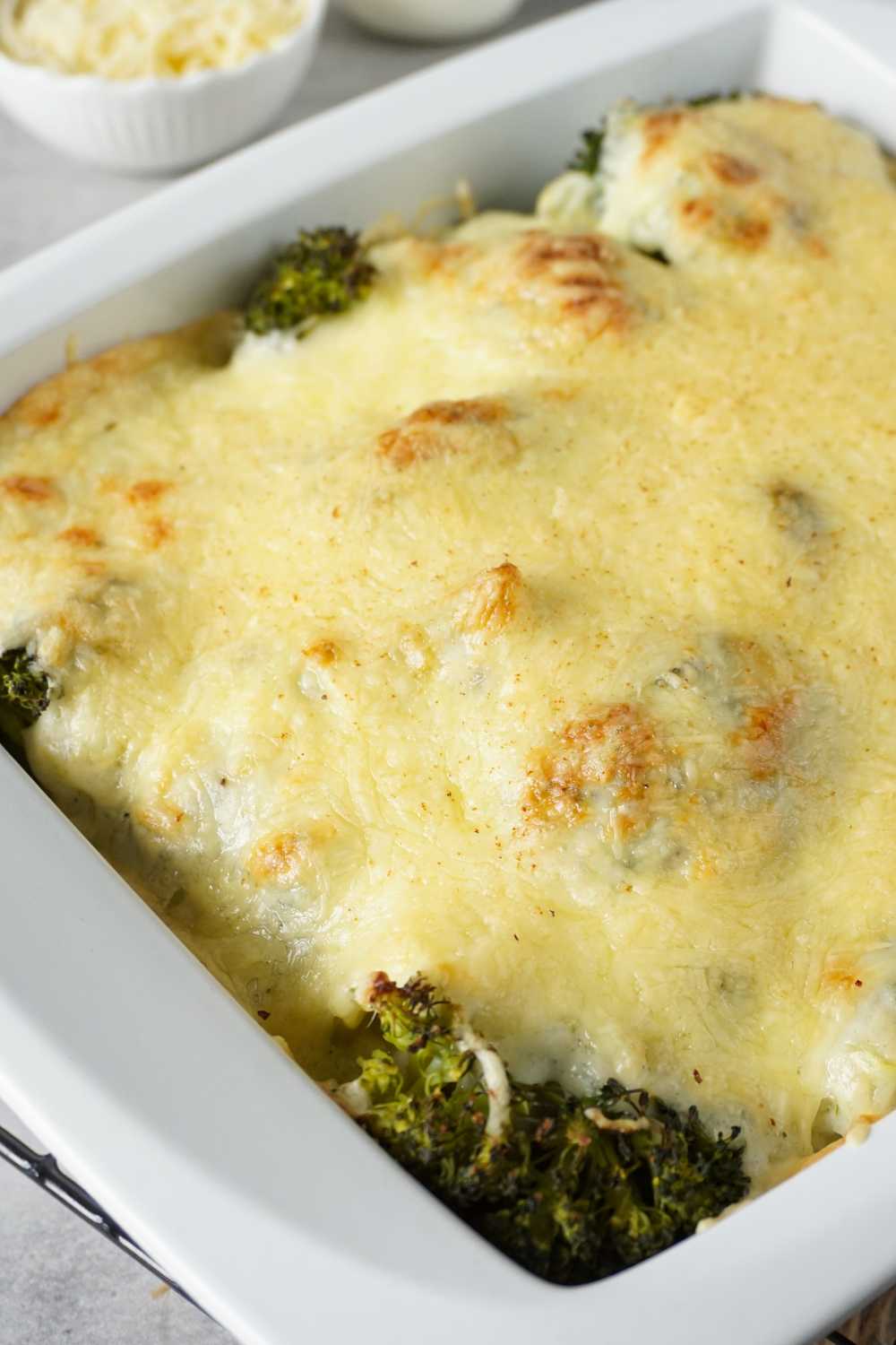 Brokkoli Auflauf mit Käse überbacken Brokkoli Auflauf mit Käse überbacken