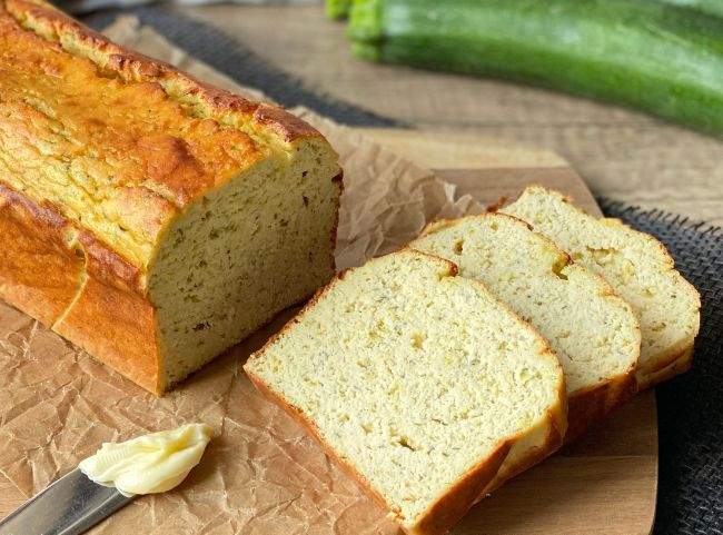 Brot mit Zucchini