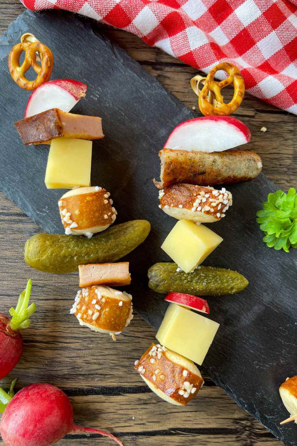 Brotzeit-Spieße als Oktoberfest Fingerfood