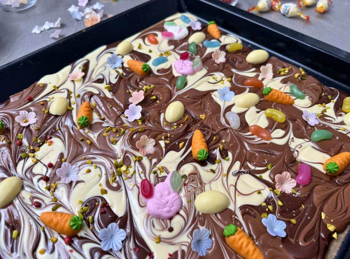 Bruchschokolade zu Ostern