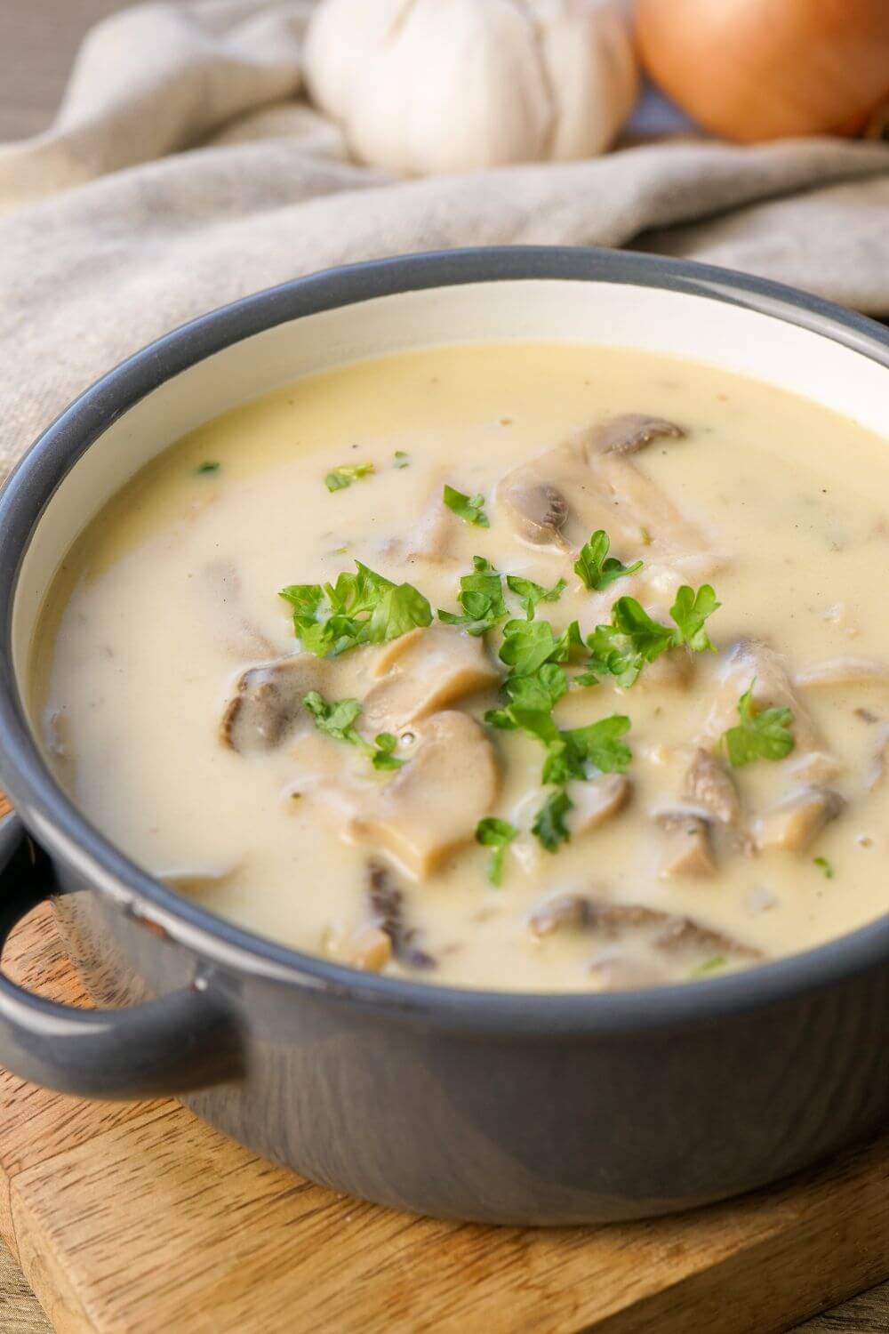 Champignon Rahmsoße zu Schnitzel oder Nudeln Champignon Rahmsoße zu Schnitzel oder Nudeln