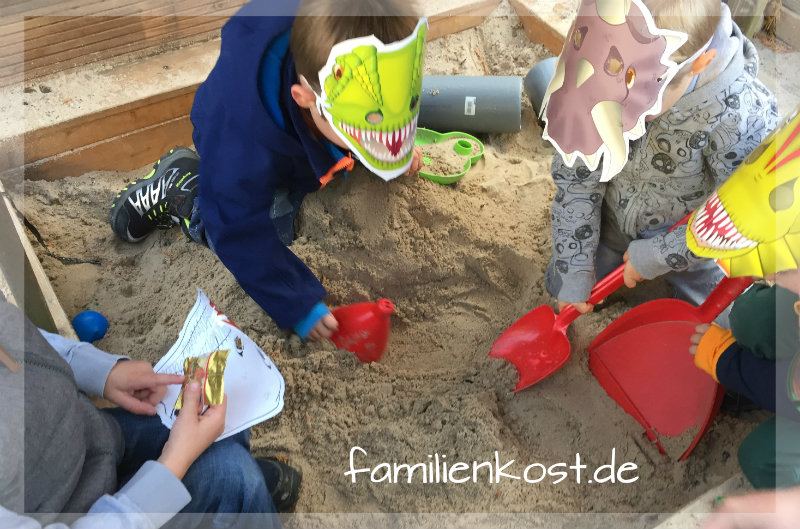 Dino Eier ausgraben Dino Eier ausgraben