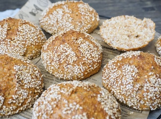 Eiweißbrötchen selber backen