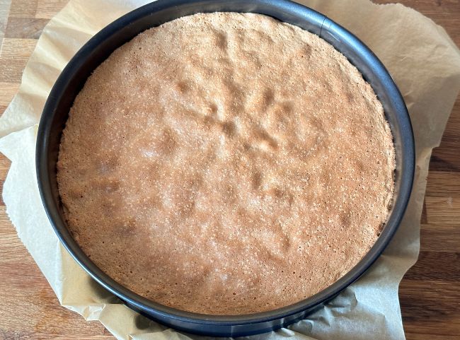 Erdbeertorte Biskuitboden backen