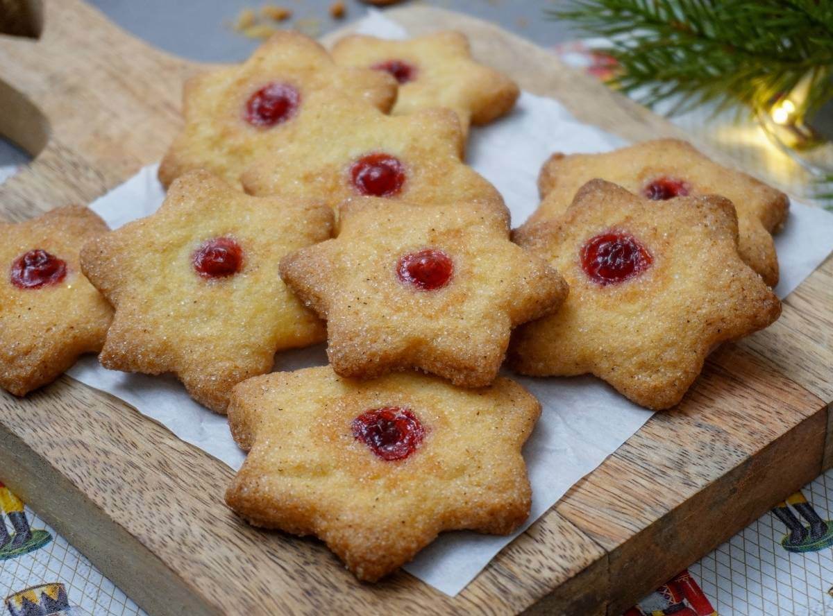 Falsche Zimtsterne mit Zuckerkruste