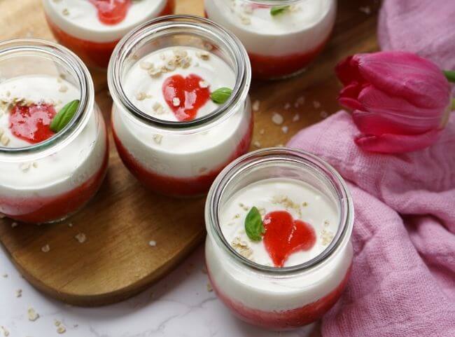 Strawberry-Cheesecake Dessert im Glas