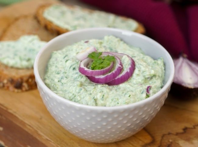 Bärlauch-Feta-Dip