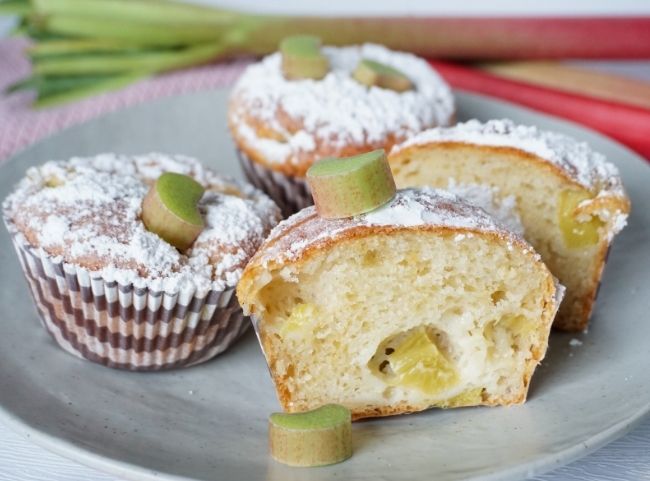 Rhabarbermuffins mit Joghurt