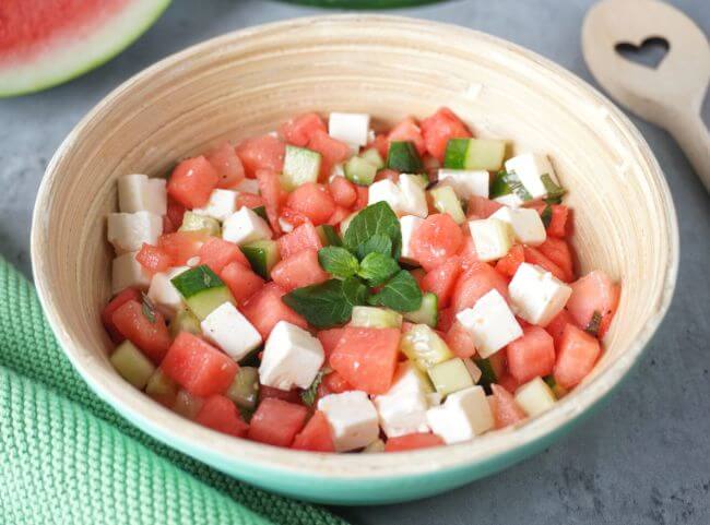 Wassermelonensalat mit Gurke und Feta