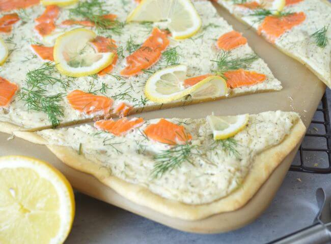 Flammkuchen mit Lachs Flammkuchen mit Lachs