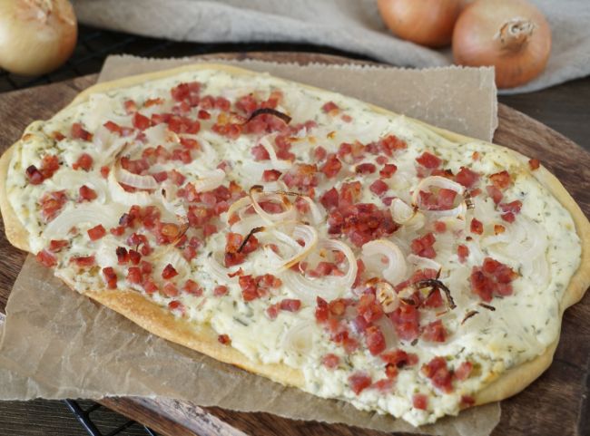 Elsässer Flammkuchen