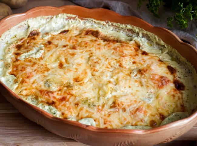 Kartoffelgratin mit Schmand