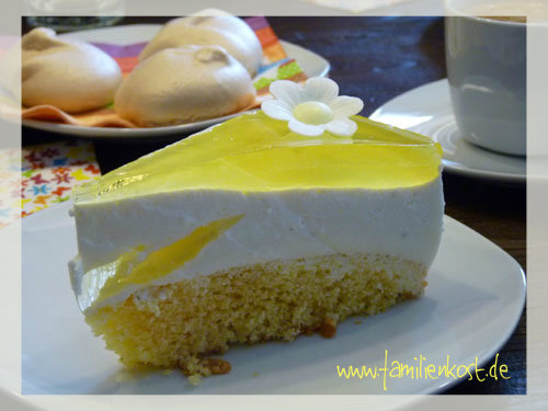 Leichte Zitronen-Joghurt-Torte