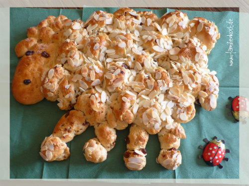 Osterlamm aus Hefeteig backen: Rezept für den Thermomix