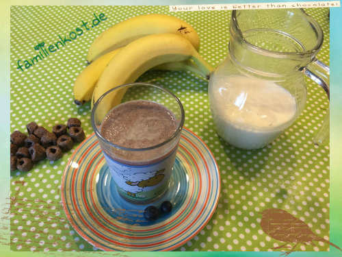 Frühstücksdrink Banane-Dinkel-Schoko Frühstücksdrink Banane-Dinkel-Schoko