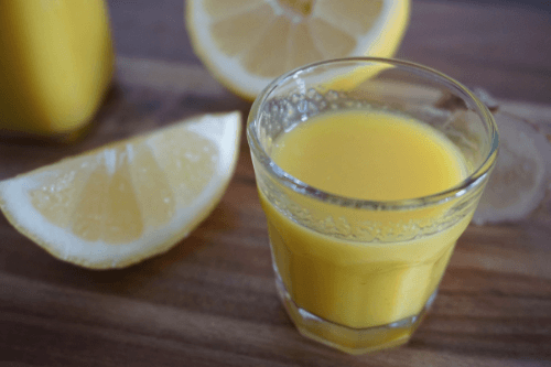 Zitronen-Knoblauch-Ingwer Elixir