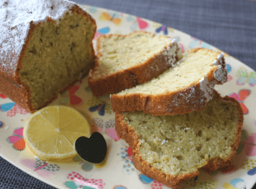 Zitroniger Zucchini-Kokoskuchen