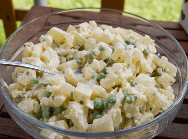 Low Carb Kartoffelsalat (Kohlrabisalat)