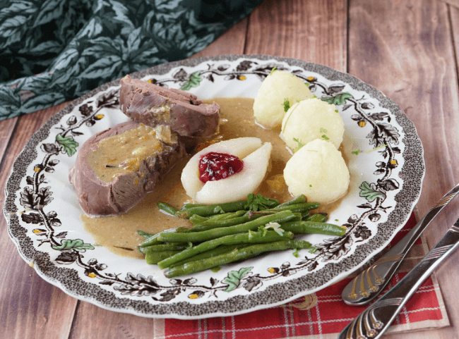 Opa Dietmars Rehbraten mit Pilzsauce