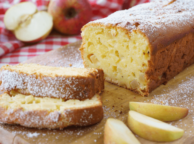 Saftiger Apfelrührkuchen