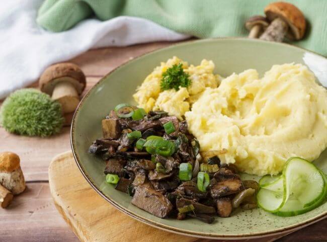 Gebratene Pilze Rezept Fur Selbstgemachte Pilzpfanne 