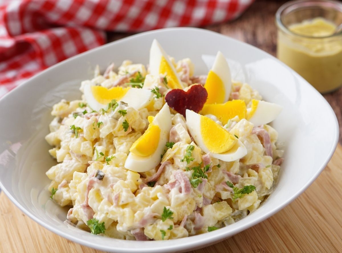 Kartoffelsalat nach sächsischer Art mit Fleischsalat