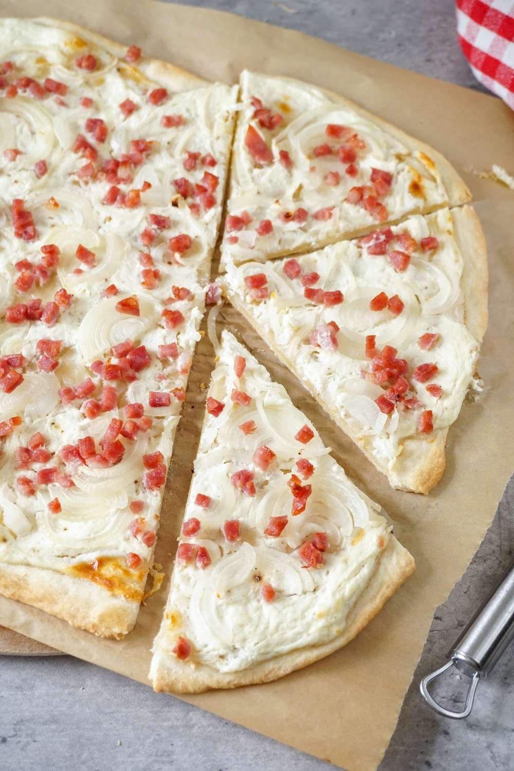 Flammkuchen – Das echt einfache Rezept ohne Hefe