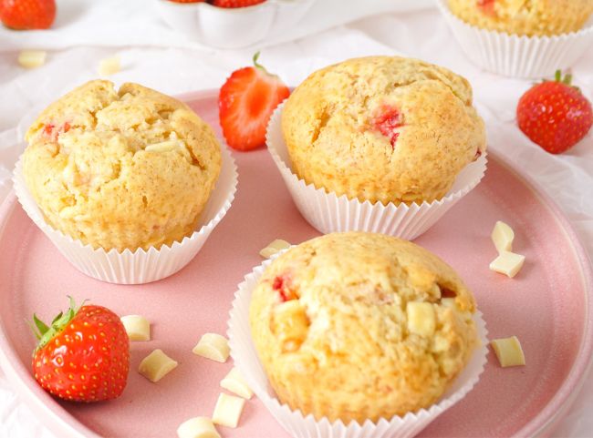 Frischkäsemuffins mit Erdbeeren