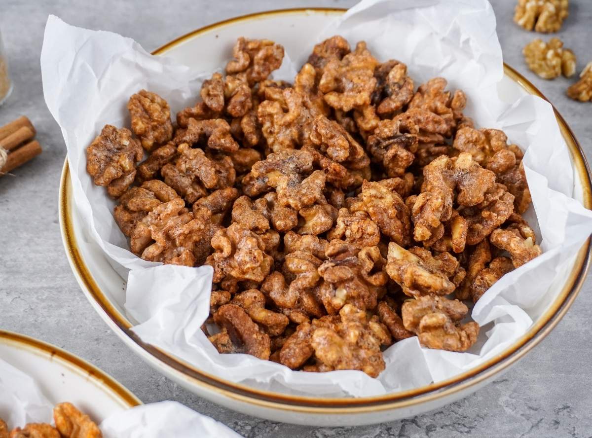 Gebrannte Walnüsse Banana-Bread-Style aus dem Ofen: Diesen knusprigen Snack musst du probieren!
