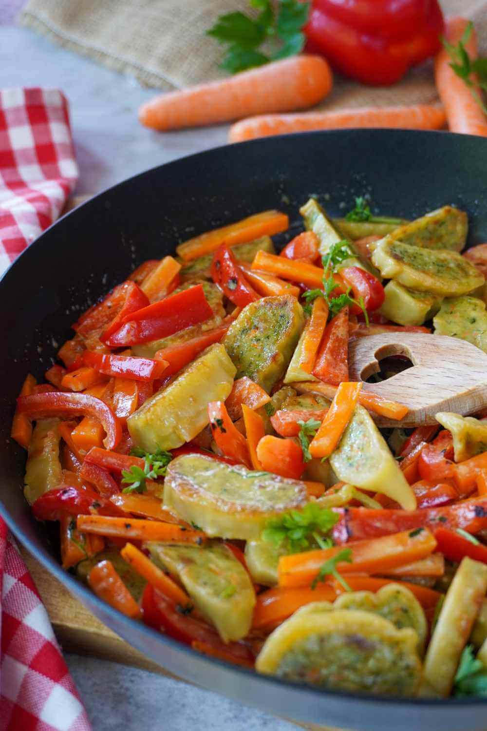 gebratene Maultaschen mit Gemüse