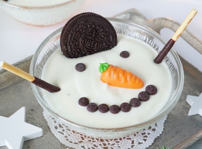 Geschmolzener Schneemann Dessert