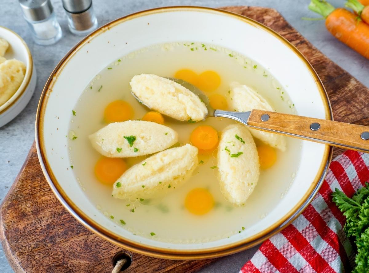 Grießklößchensuppe wie von Oma