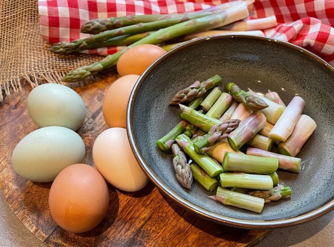 grüner Spargel Ei