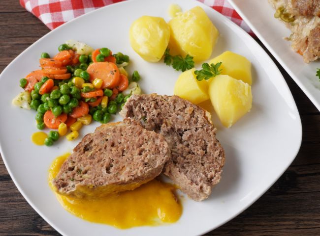 Schneller Hackbraten im Backofen