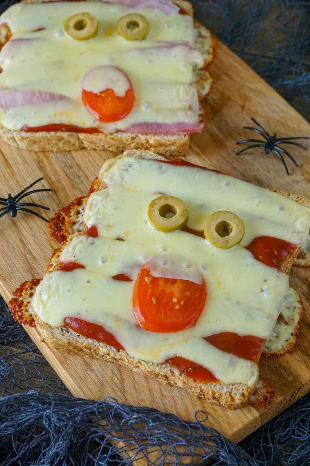 Halloween Mumien Toast