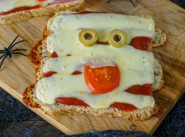 Halloween Mumien Toast