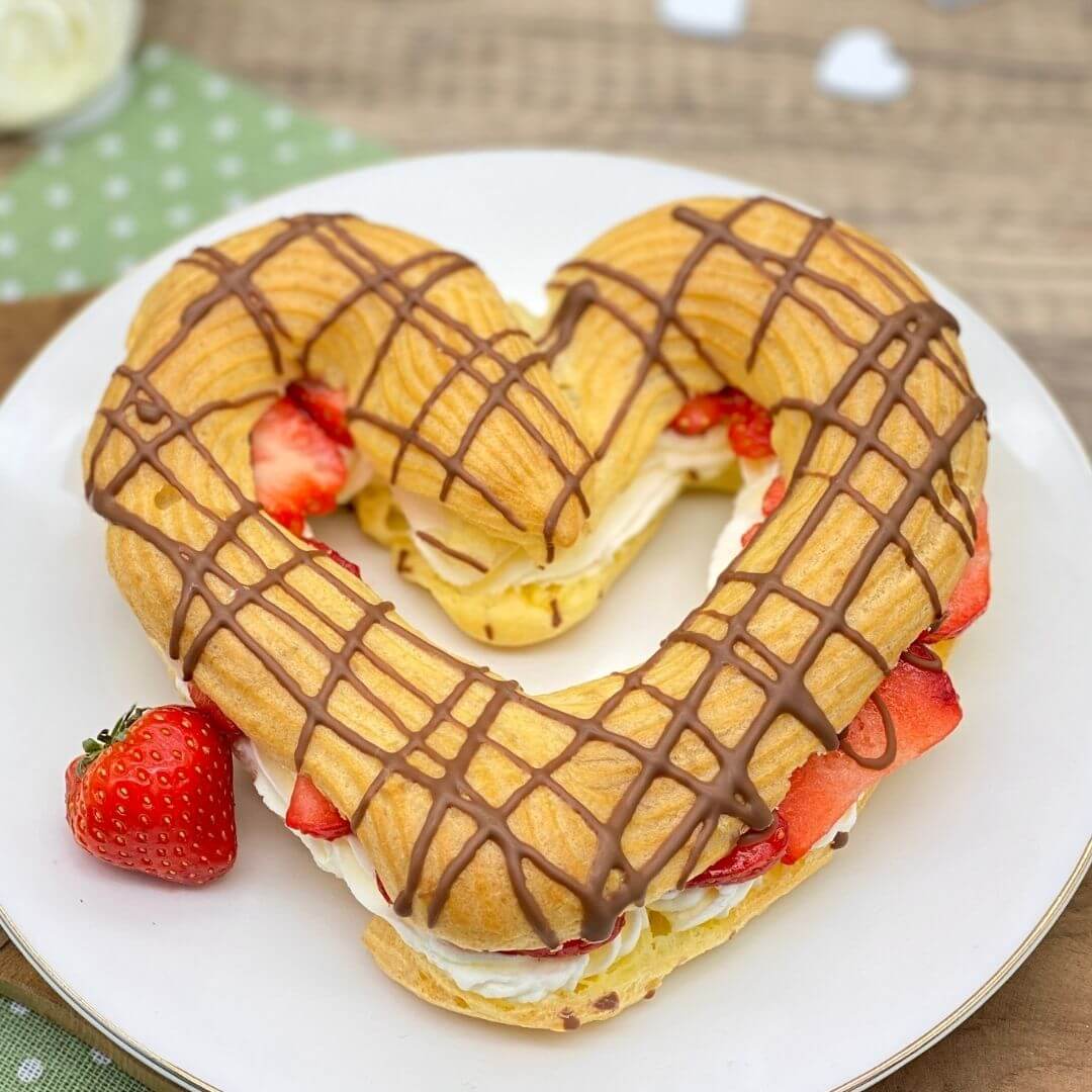 Süße Herzen zum Valentinstag backen