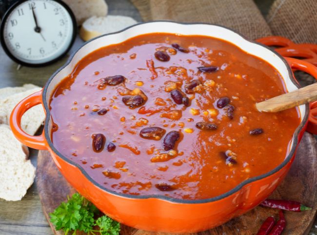 Herzhafte Mitternachtssuppe mit Hackfleisch