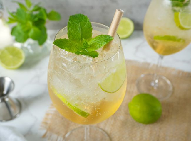 Holunderblütensirup Cocktail Holunderblütensirup Cocktail