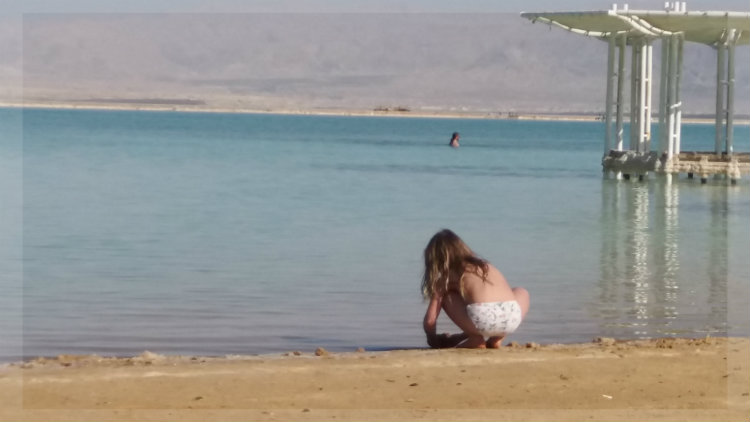 Familienreise Israel baden im Meer